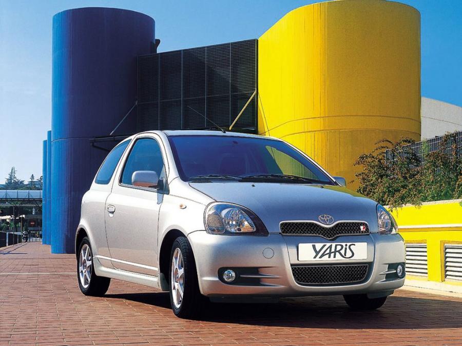  Toyota Yaris T-Sport 2001 года  (фото 21 из 24)